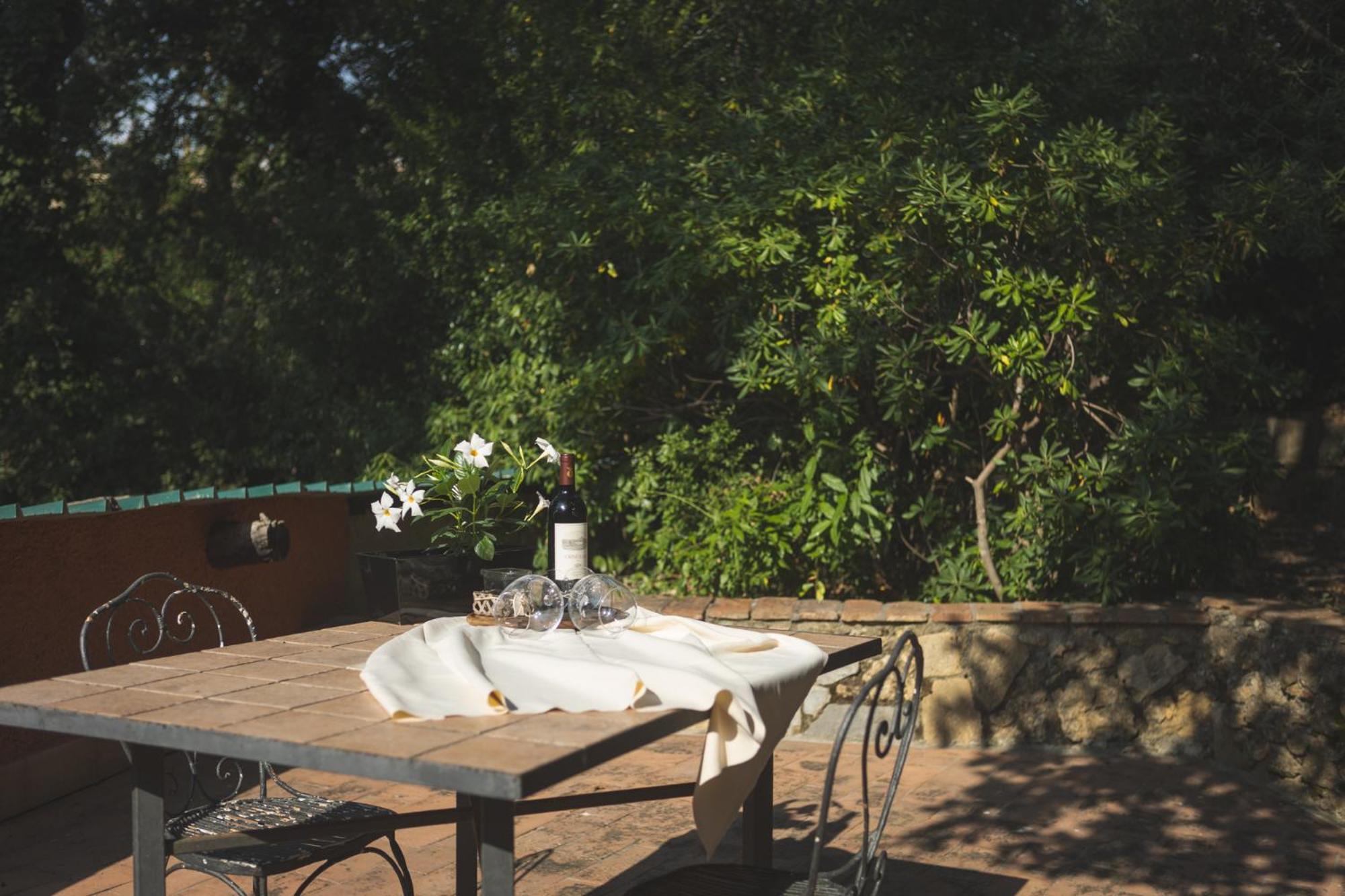 Podere San Filippo B&B-Apartment-Pet Friendly-Rent Bike And Bike Friendly Біббона Номер фото